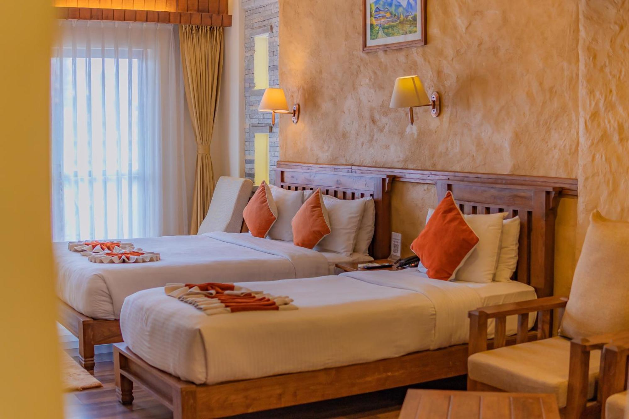 Pokhara Batika Hotel Ngoại thất bức ảnh