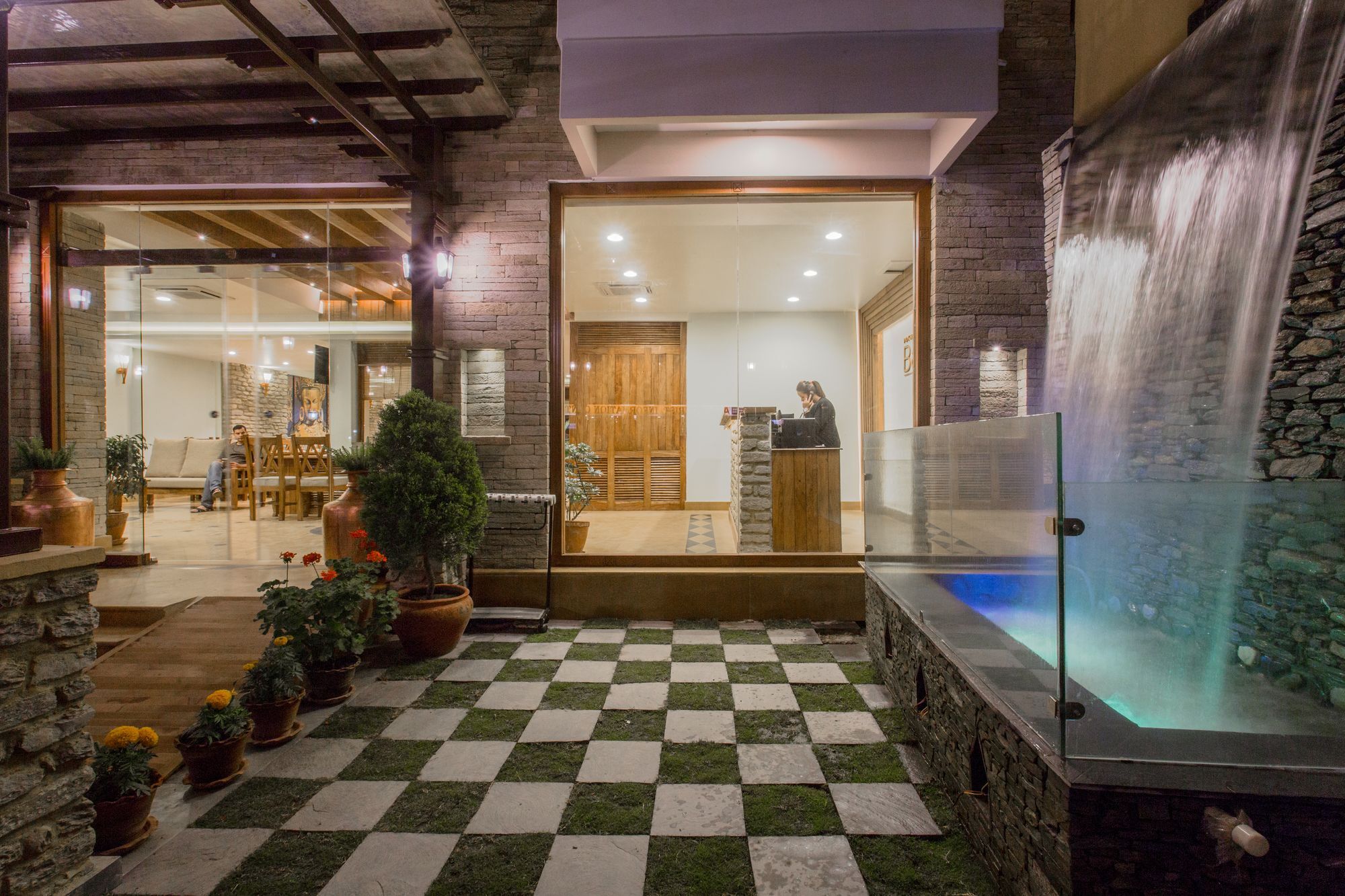 Pokhara Batika Hotel Ngoại thất bức ảnh